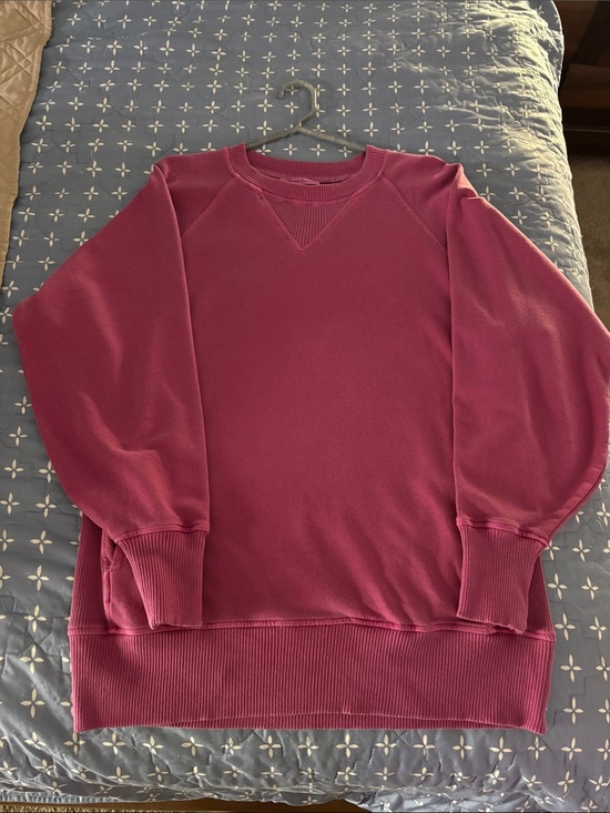 Zenana Outfitters Tops - Zenana LIKE NEW Pink Sweatshirt with Rib Detail and Pockets